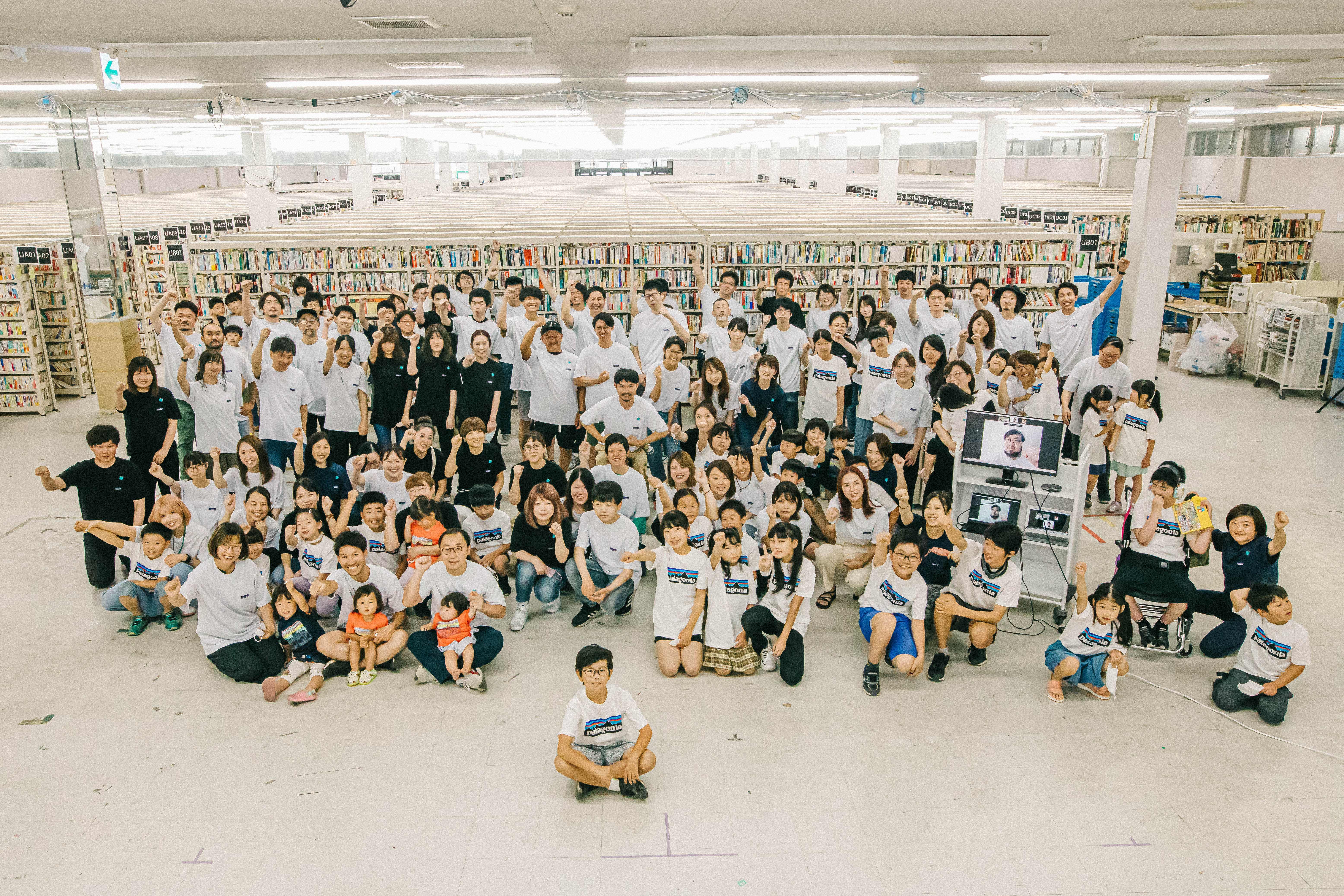 バリューブックスの社員集合写真